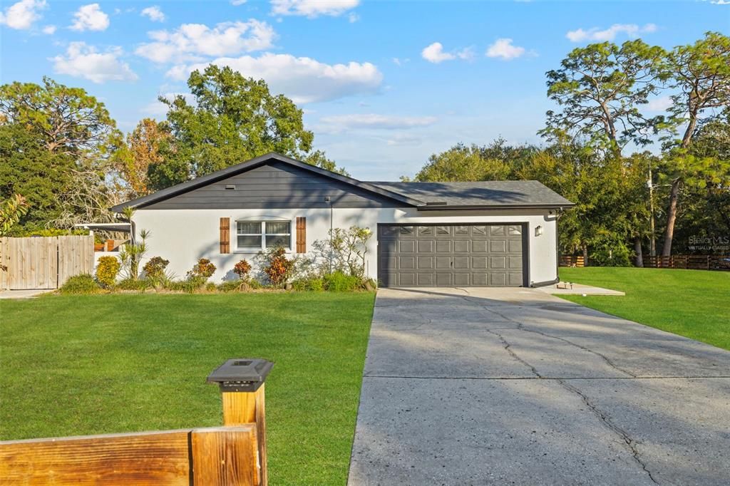 Active With Contract: $740,000 (4 beds, 2 baths, 2219 Square Feet)