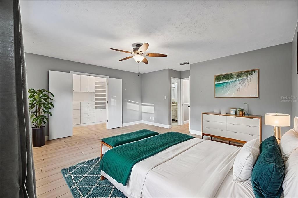 Active With Contract: $740,000 (4 beds, 2 baths, 2219 Square Feet)