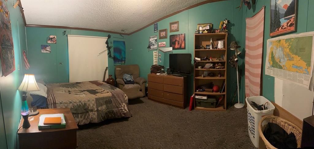 For Sale: $135,000 (3 beds, 2 baths, 1620 Square Feet)