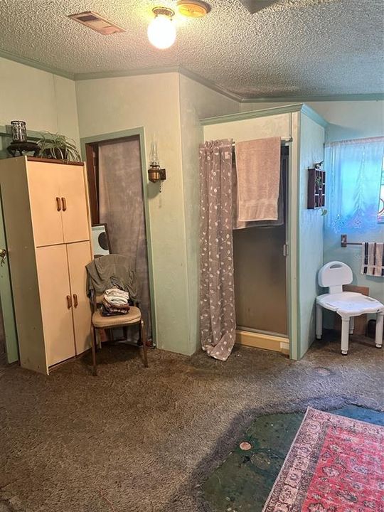 For Sale: $135,000 (3 beds, 2 baths, 1620 Square Feet)