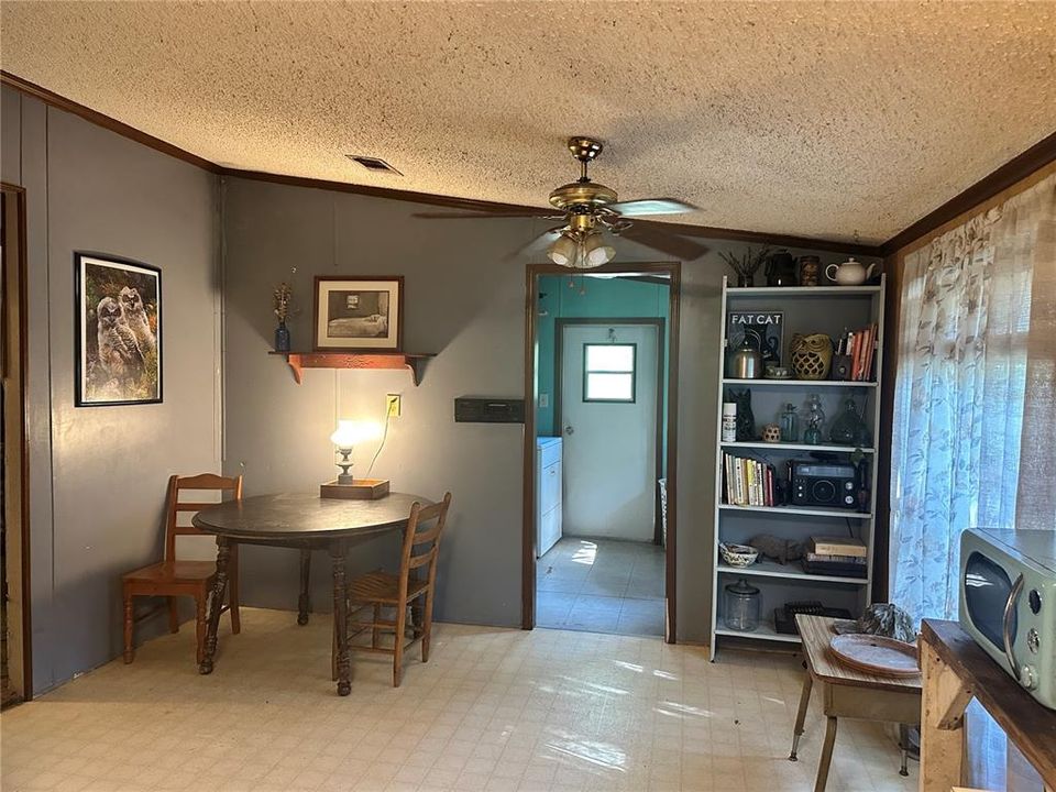 For Sale: $135,000 (3 beds, 2 baths, 1620 Square Feet)