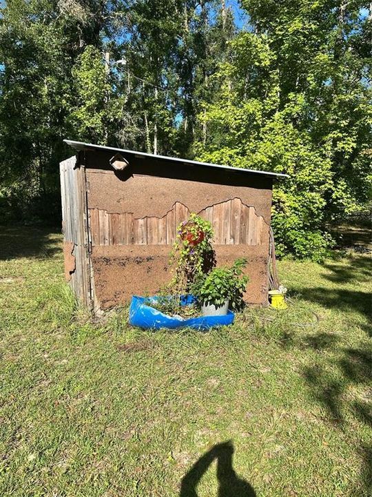 For Sale: $135,000 (3 beds, 2 baths, 1620 Square Feet)