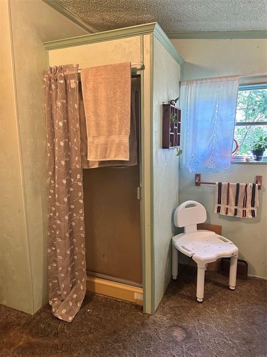 For Sale: $135,000 (3 beds, 2 baths, 1620 Square Feet)