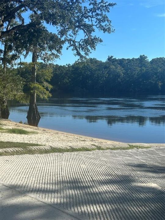 For Sale: $135,000 (3 beds, 2 baths, 1620 Square Feet)