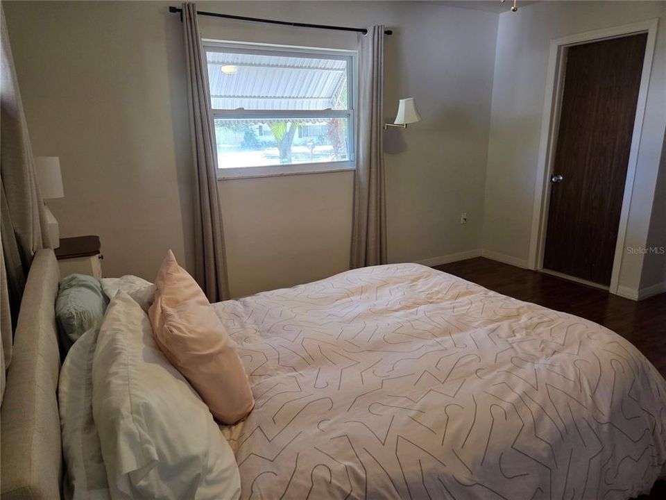 For Sale: $228,900 (2 beds, 2 baths, 1248 Square Feet)