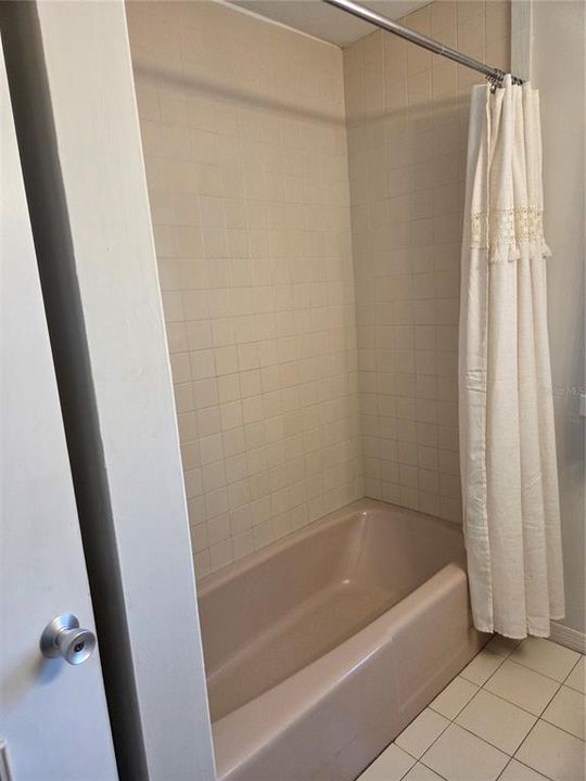 For Sale: $228,900 (2 beds, 2 baths, 1248 Square Feet)