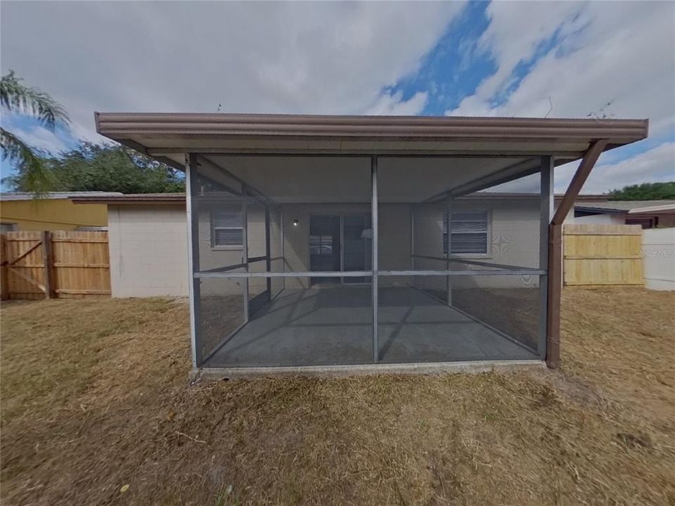 For Rent: $2,229 (3 beds, 2 baths, 1196 Square Feet)