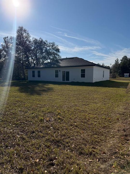 Activo con contrato: $282,000 (4 camas, 2 baños, 1774 Pies cuadrados)