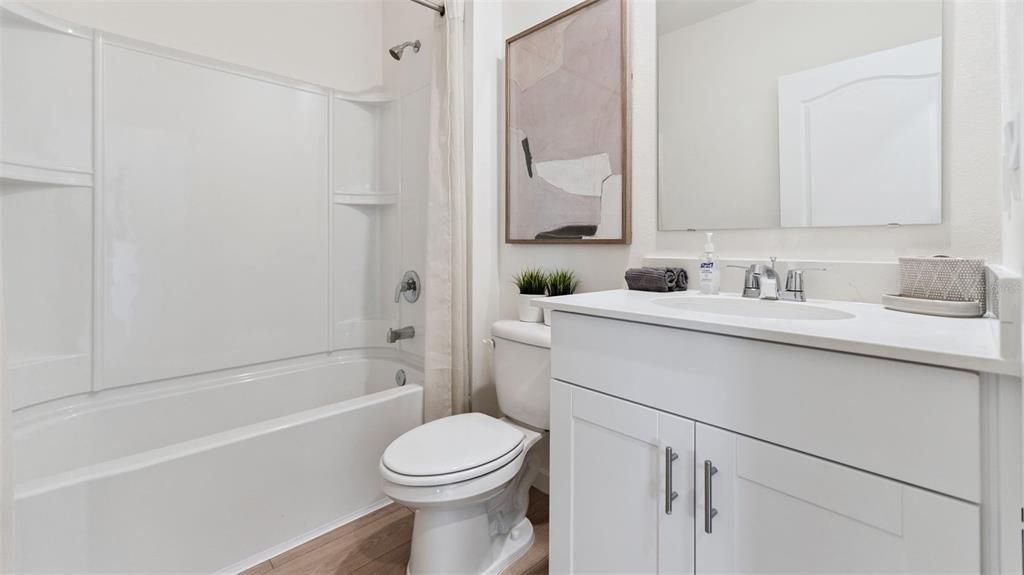 На продажу: $476,990 (5 спален, 3 ванн, 2601 Квадратных фут)