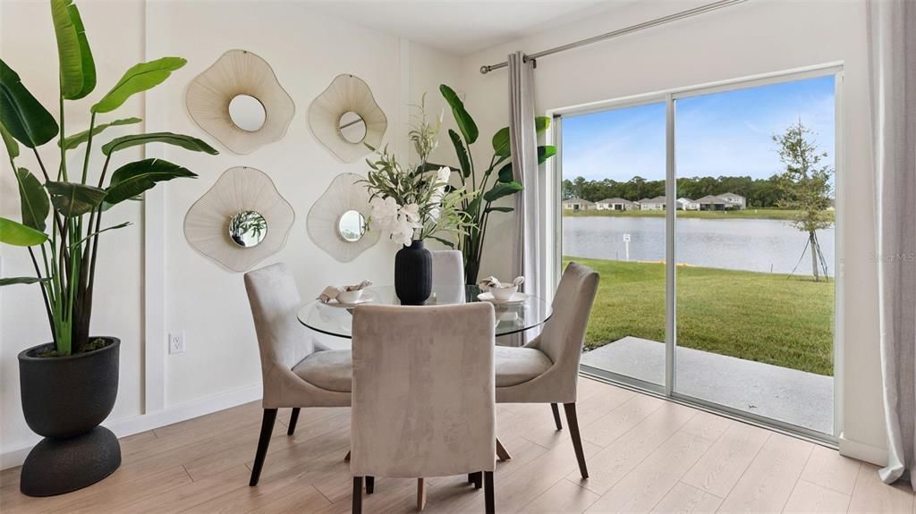 На продажу: $476,990 (5 спален, 3 ванн, 2601 Квадратных фут)