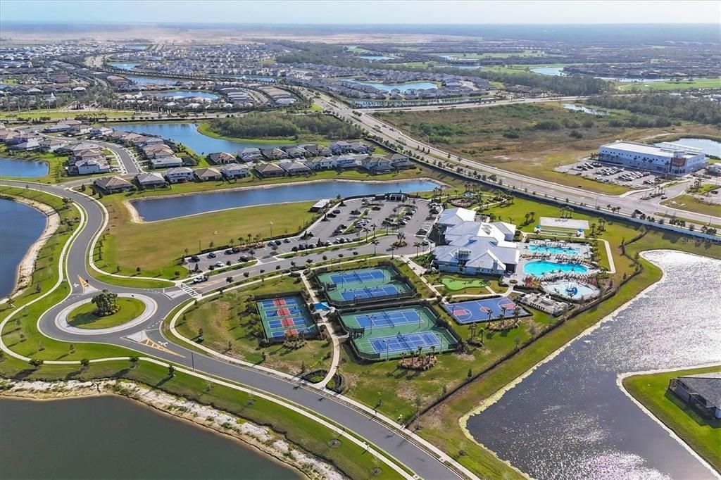 出租: $3,150 (3 贝兹, 3 浴室, 1840 平方英尺)