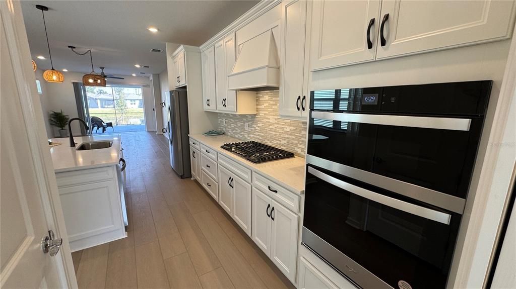 出租: $2,600 (3 贝兹, 2 浴室, 1655 平方英尺)