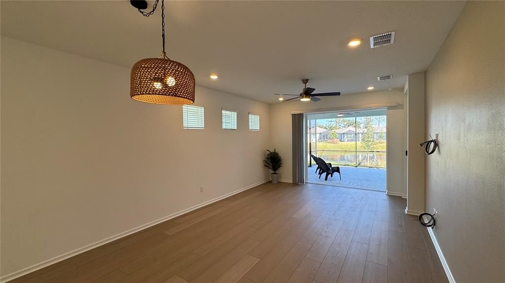 出租: $2,600 (3 贝兹, 2 浴室, 1655 平方英尺)