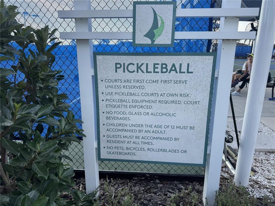 出租: $2,600 (3 贝兹, 2 浴室, 1655 平方英尺)