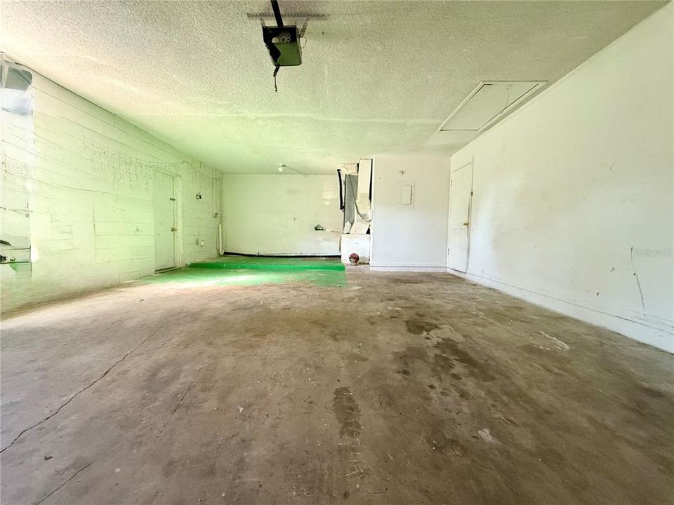 На продажу: $315,000 (4 спален, 2 ванн, 1482 Квадратных фут)