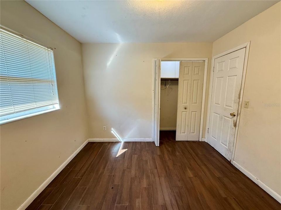 На продажу: $315,000 (4 спален, 2 ванн, 1482 Квадратных фут)