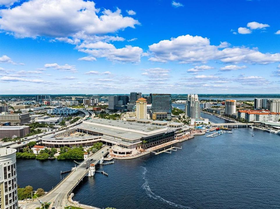 For Sale: $420,000 (3 beds, 1 baths, 1275 Square Feet)