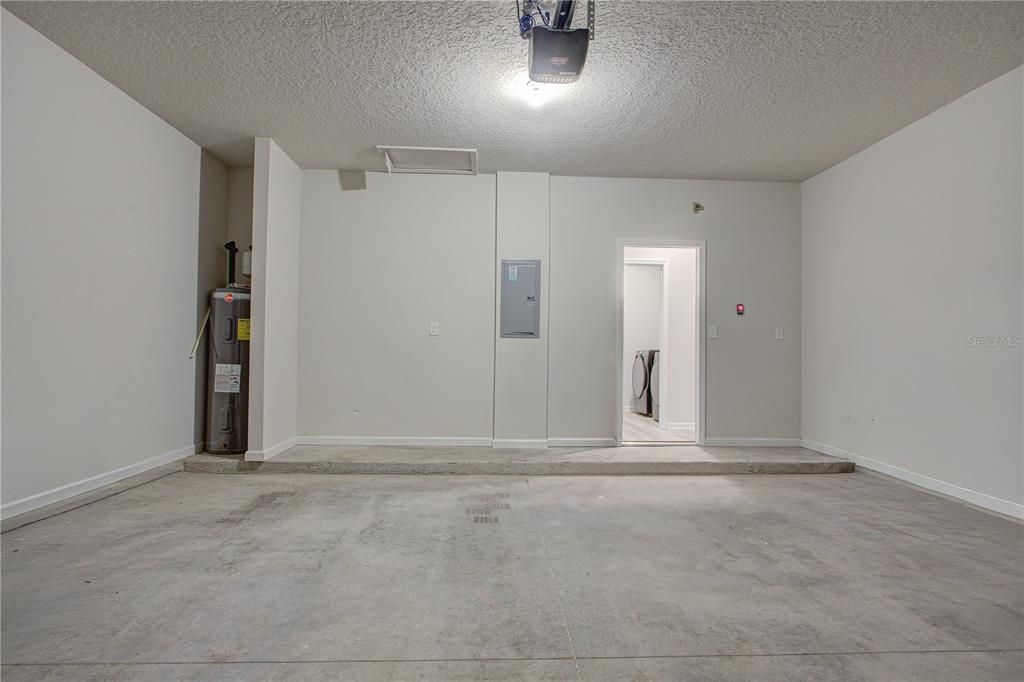 На продажу: $349,900 (3 спален, 2 ванн, 1574 Квадратных фут)