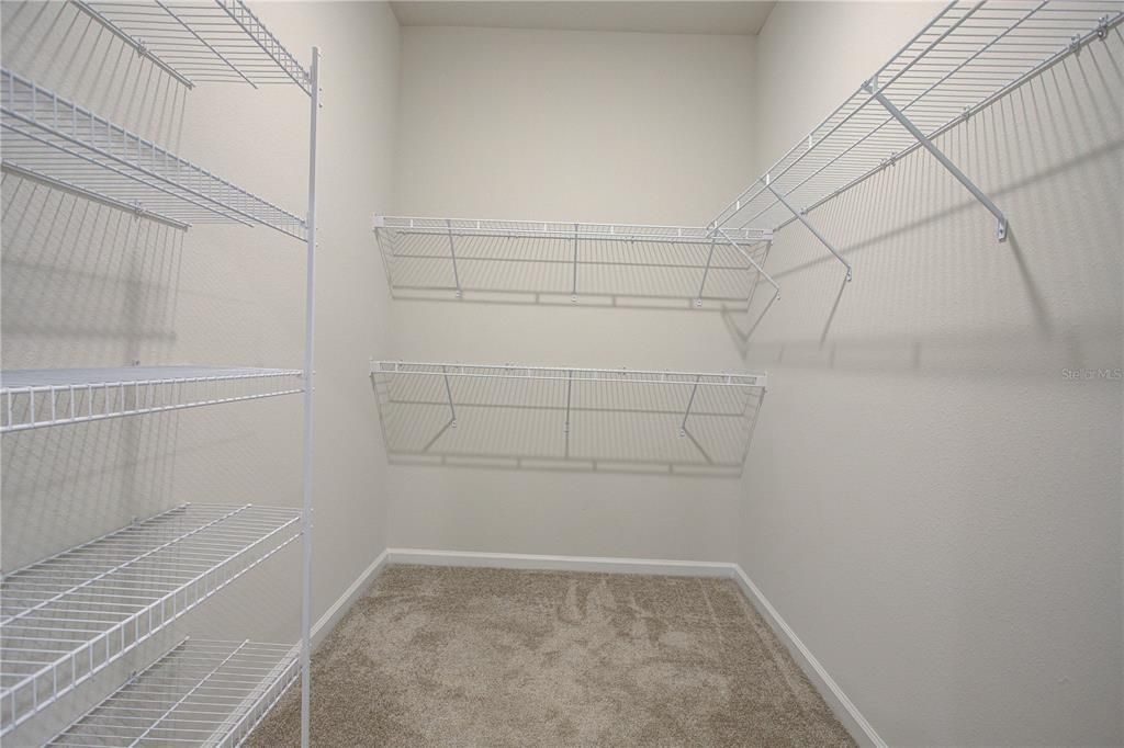 На продажу: $349,900 (3 спален, 2 ванн, 1574 Квадратных фут)