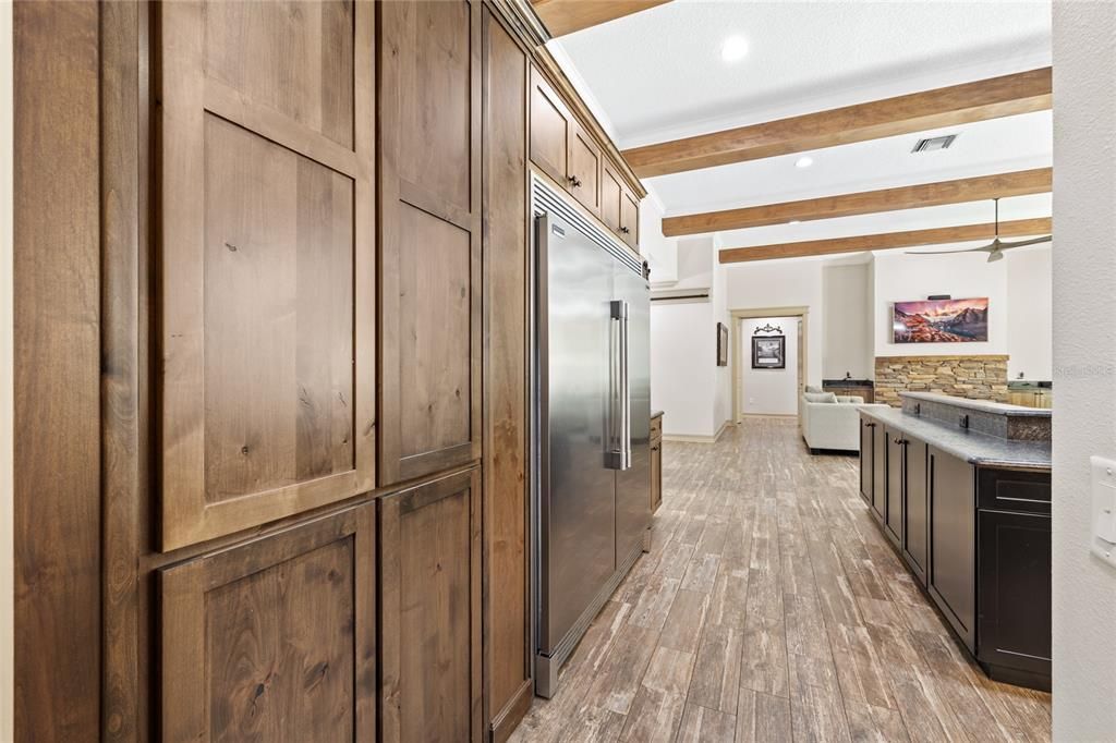 待售: $1,400,000 (5 贝兹, 4 浴室, 4100 平方英尺)