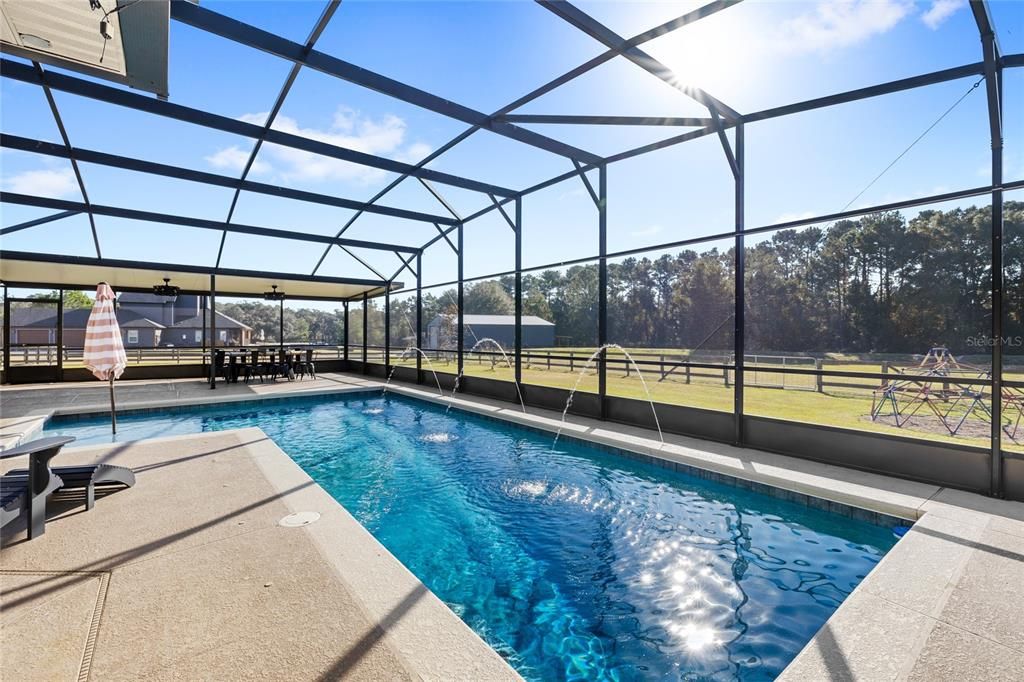 待售: $1,400,000 (5 贝兹, 4 浴室, 4100 平方英尺)