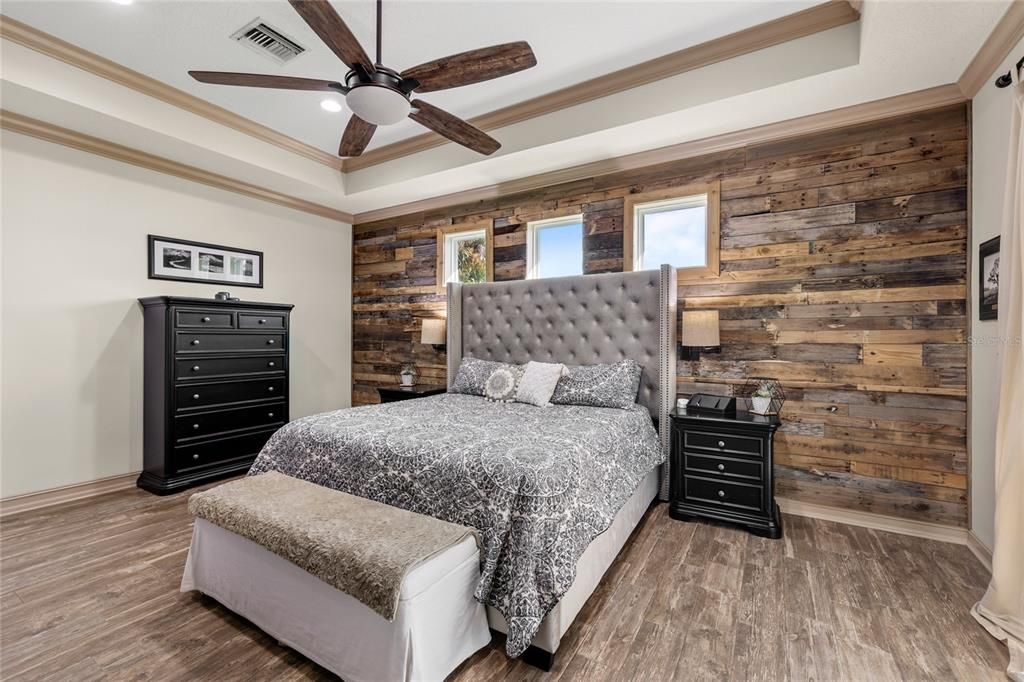 待售: $1,400,000 (5 贝兹, 4 浴室, 4100 平方英尺)