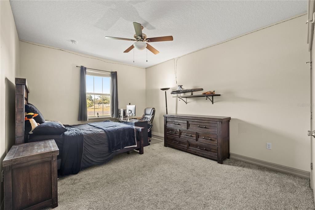 待售: $1,400,000 (5 贝兹, 4 浴室, 4100 平方英尺)