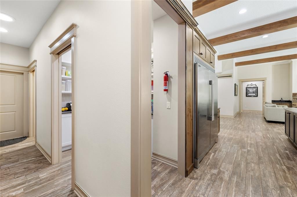 待售: $1,400,000 (5 贝兹, 4 浴室, 4100 平方英尺)