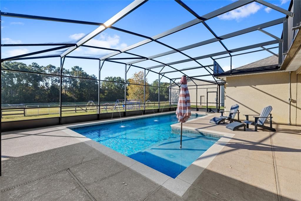 待售: $1,400,000 (5 贝兹, 4 浴室, 4100 平方英尺)