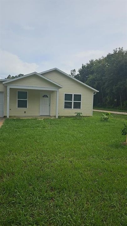 En Venta: $215,900 (3 camas, 2 baños, 1079 Pies cuadrados)