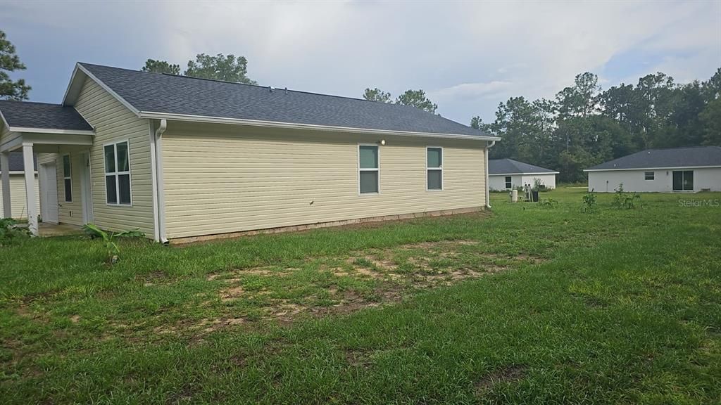 En Venta: $215,900 (3 camas, 2 baños, 1079 Pies cuadrados)