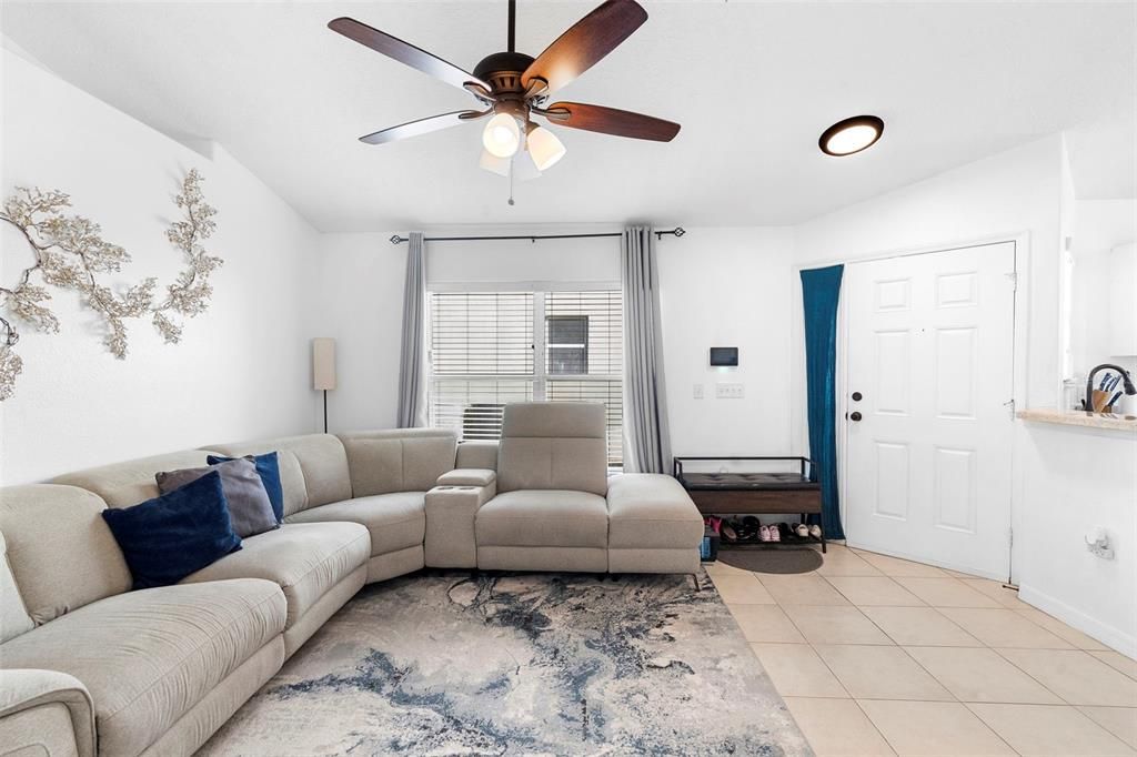 For Sale: $429,900 (4 beds, 2 baths, 1349 Square Feet)