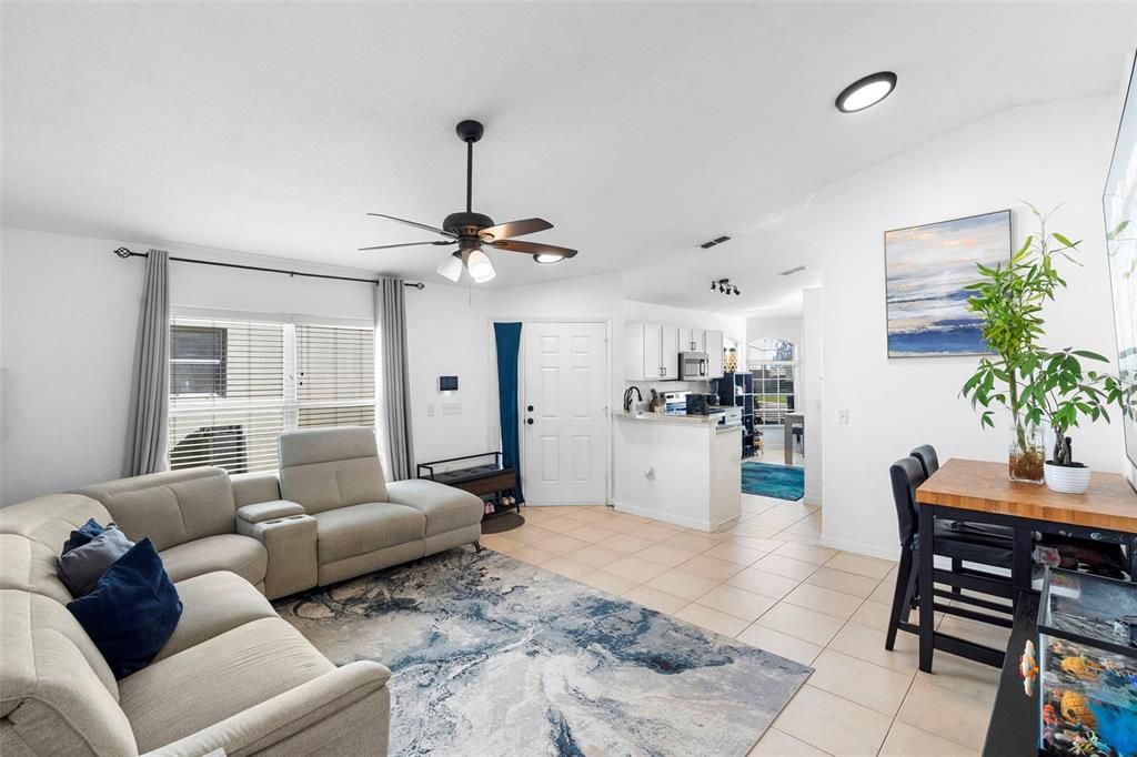 For Sale: $429,900 (4 beds, 2 baths, 1349 Square Feet)