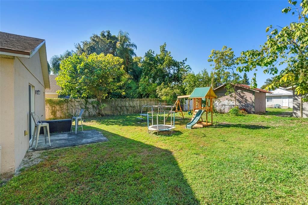 For Sale: $429,900 (4 beds, 2 baths, 1349 Square Feet)