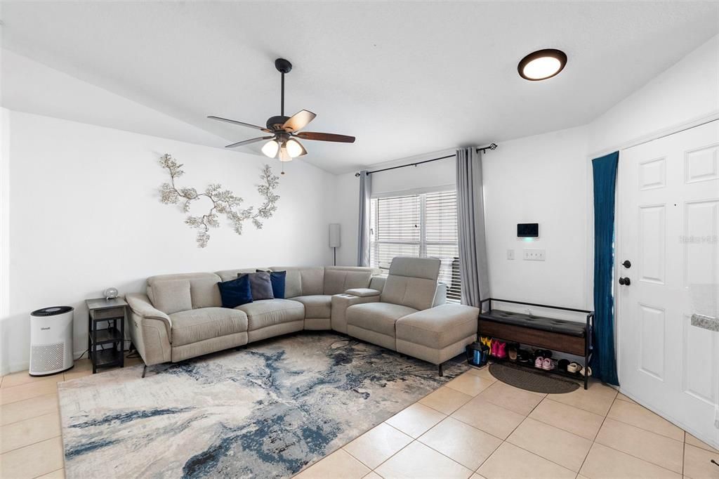 For Sale: $429,900 (4 beds, 2 baths, 1349 Square Feet)