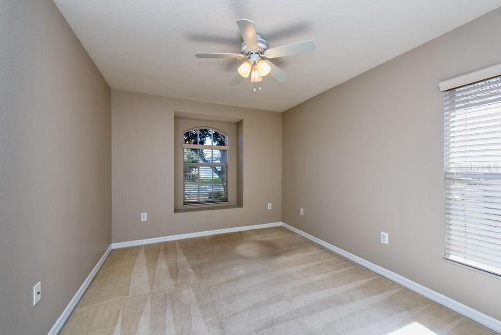 For Sale: $375,000 (3 beds, 2 baths, 1867 Square Feet)