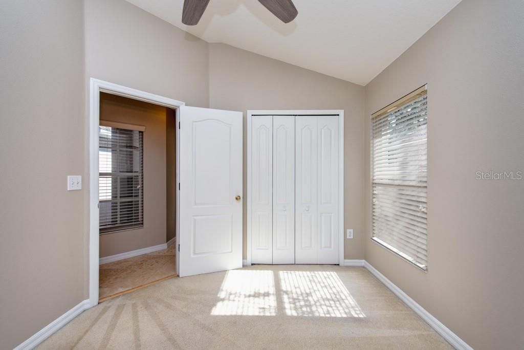 For Sale: $375,000 (3 beds, 2 baths, 1867 Square Feet)