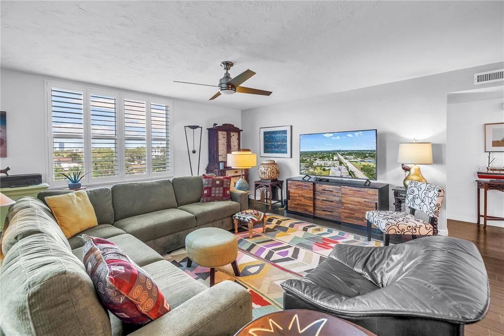 待售: $419,900 (3 贝兹, 2 浴室, 1550 平方英尺)