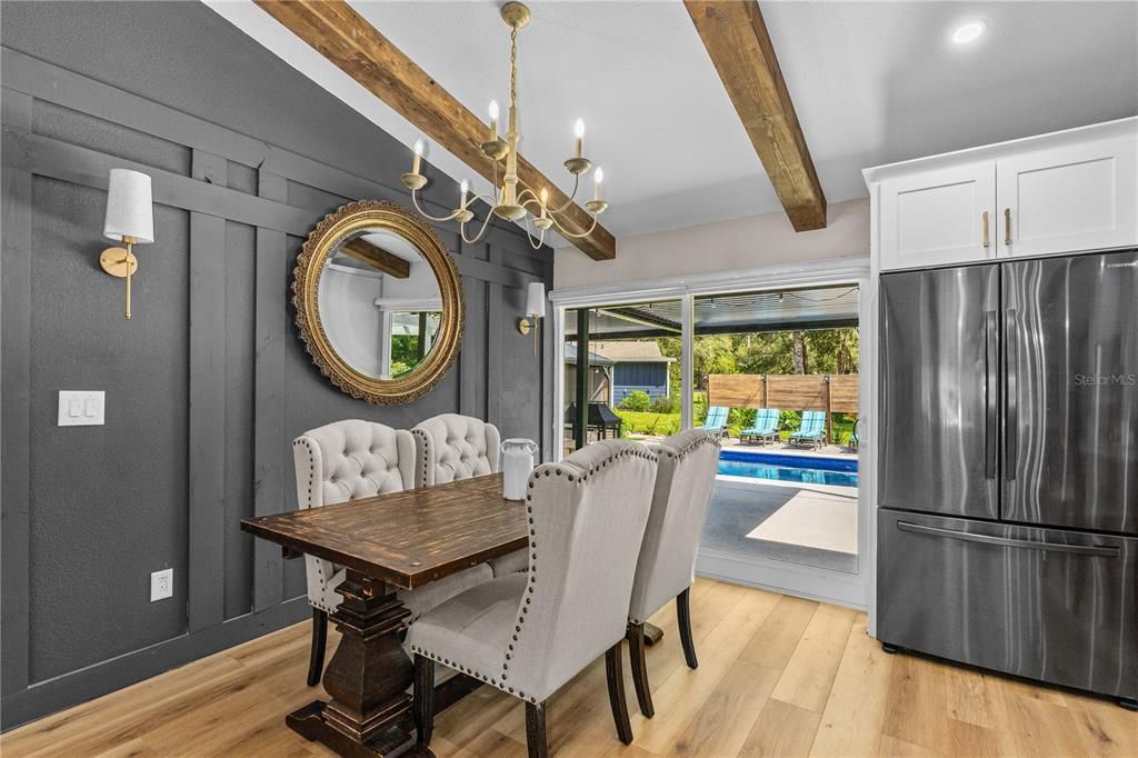 待售: $729,000 (4 贝兹, 3 浴室, 2040 平方英尺)