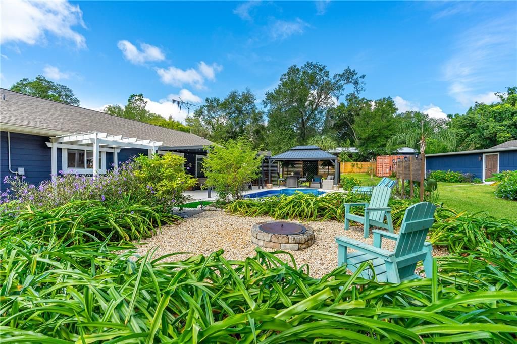 待售: $729,000 (4 贝兹, 3 浴室, 2040 平方英尺)