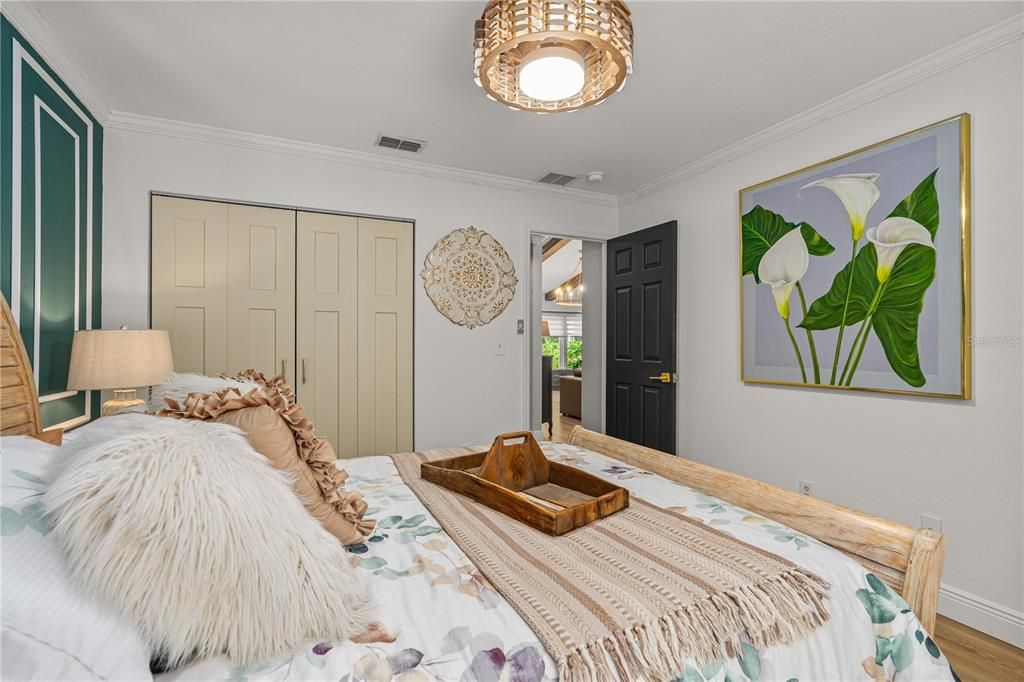 待售: $729,000 (4 贝兹, 3 浴室, 2040 平方英尺)