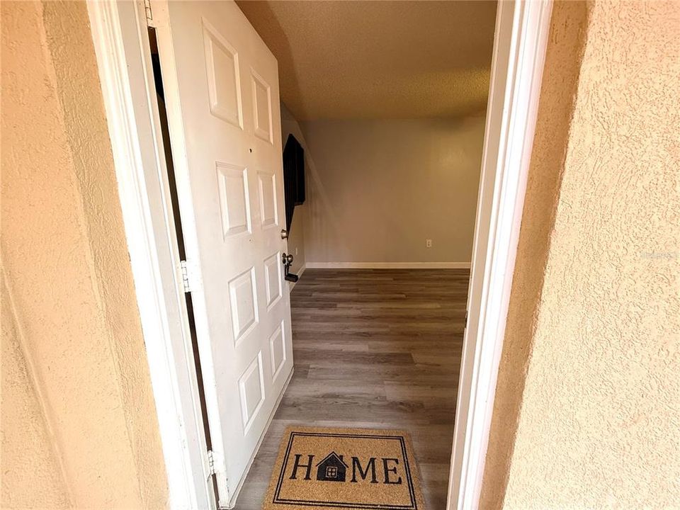 出租: $1,850 (2 贝兹, 2 浴室, 1344 平方英尺)