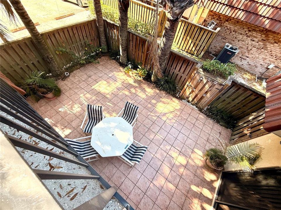 出租: $1,850 (2 贝兹, 2 浴室, 1344 平方英尺)