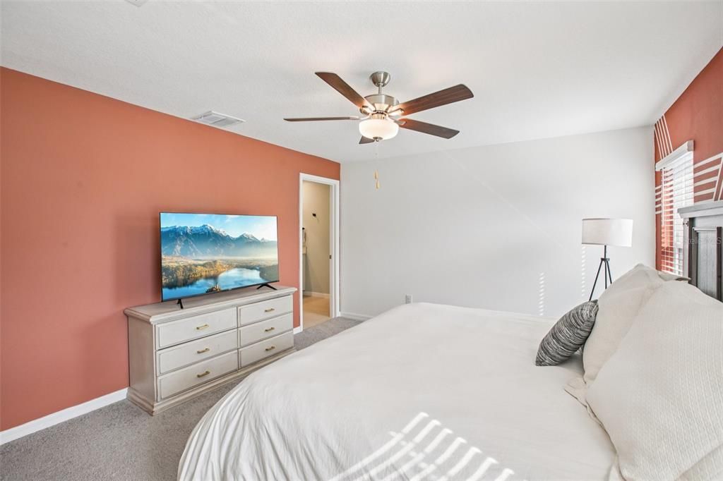 En Venta: $390,000 (4 camas, 2 baños, 1810 Pies cuadrados)