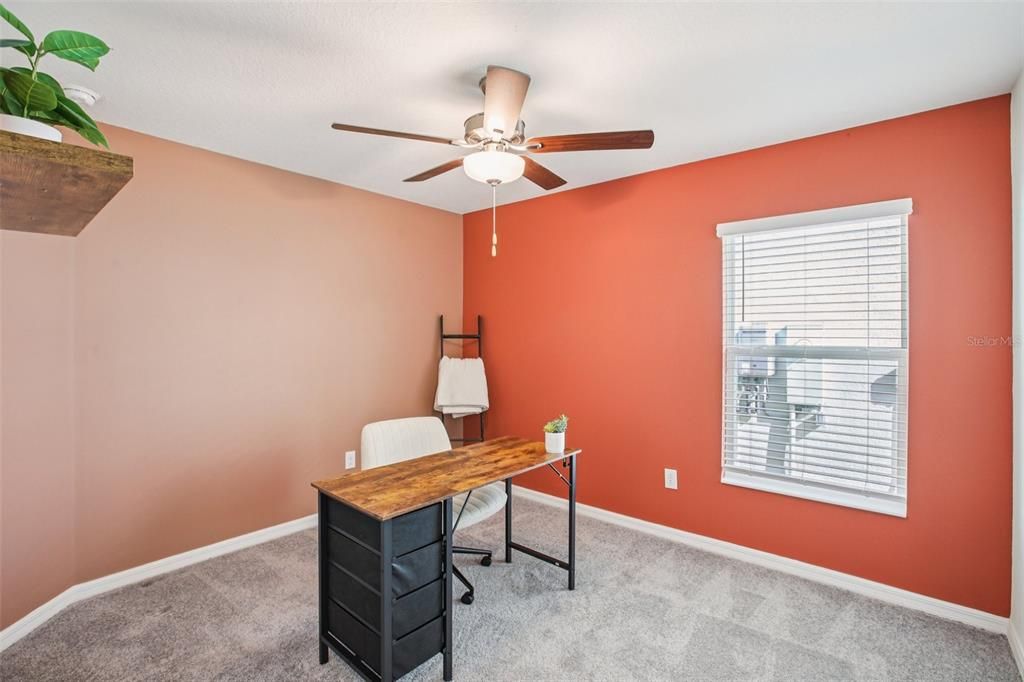 En Venta: $390,000 (4 camas, 2 baños, 1810 Pies cuadrados)