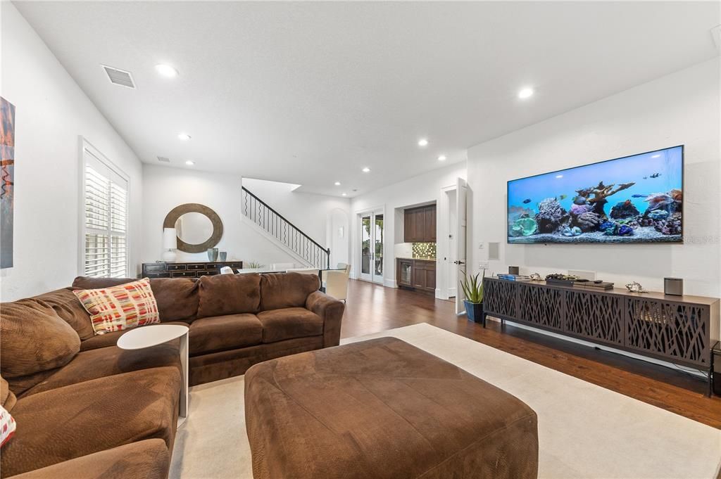 For Sale: $3,750,000 (6 beds, 5 baths, 5855 Square Feet)