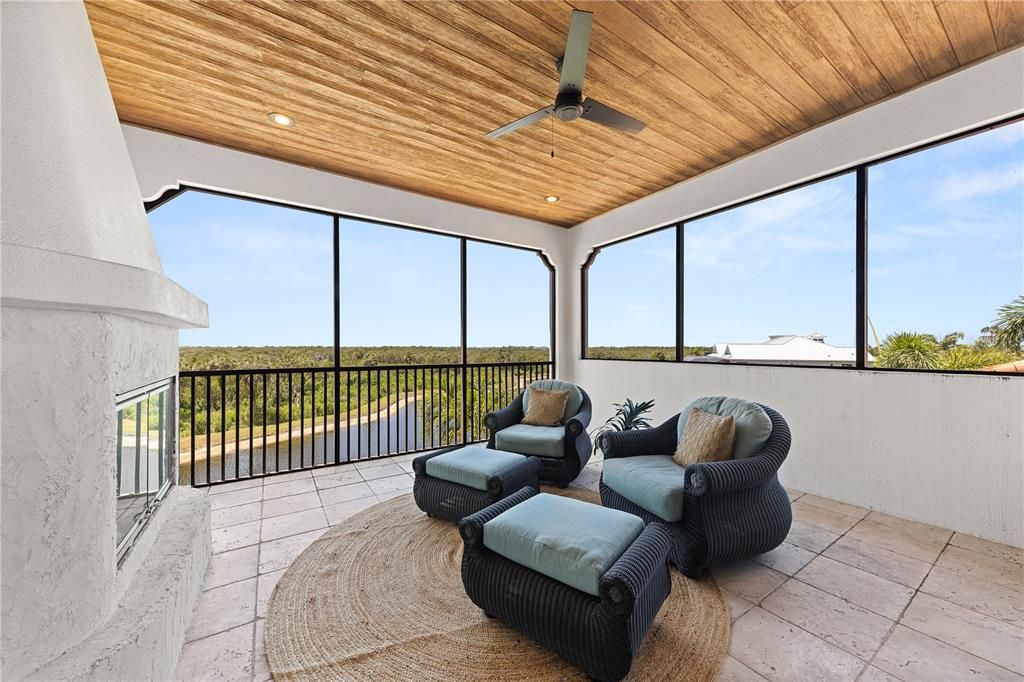 For Sale: $3,750,000 (6 beds, 5 baths, 5855 Square Feet)