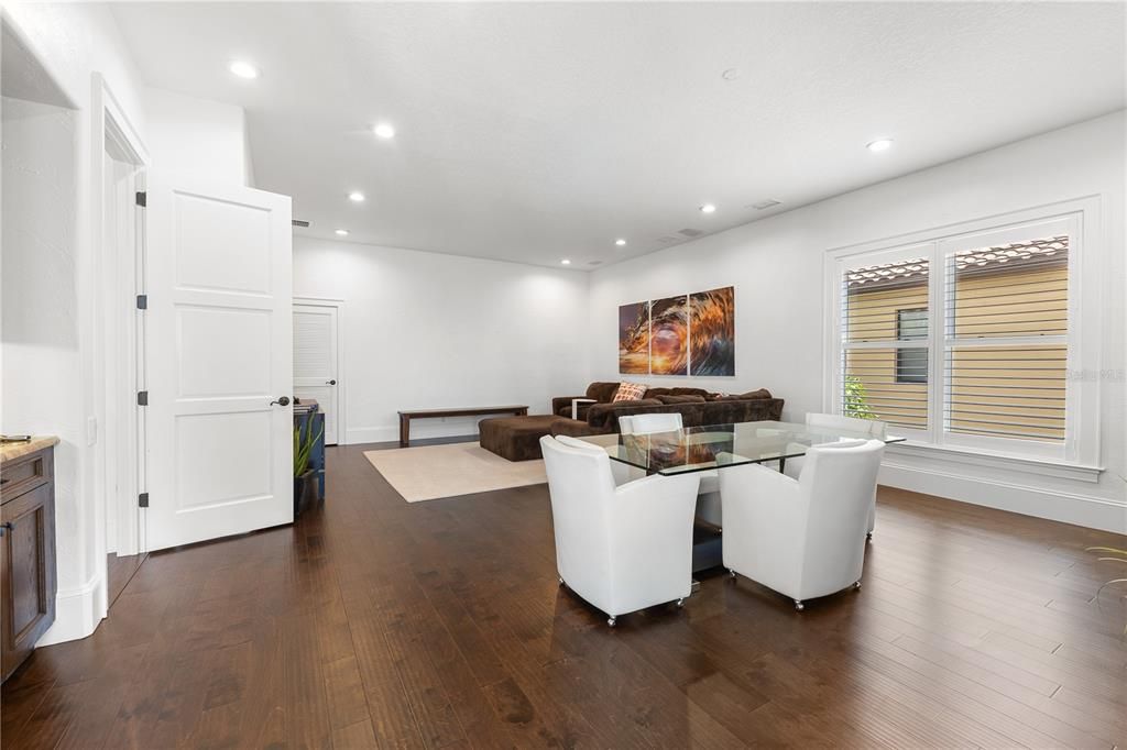 For Sale: $3,750,000 (6 beds, 5 baths, 5855 Square Feet)