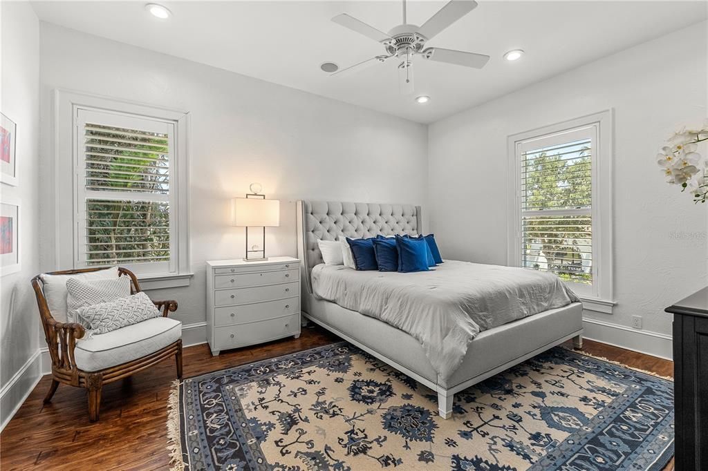 For Sale: $3,750,000 (6 beds, 5 baths, 5855 Square Feet)