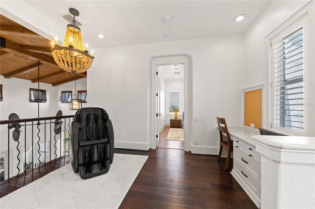 For Sale: $3,750,000 (6 beds, 5 baths, 5855 Square Feet)